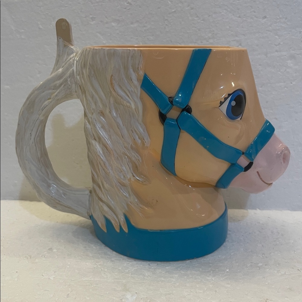 Vintage 2001 Y2K Ringling Brothers horse cup mugs the greatest show on earth